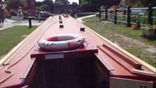 preview picture of video 'Atherstone flight top lock ascending'