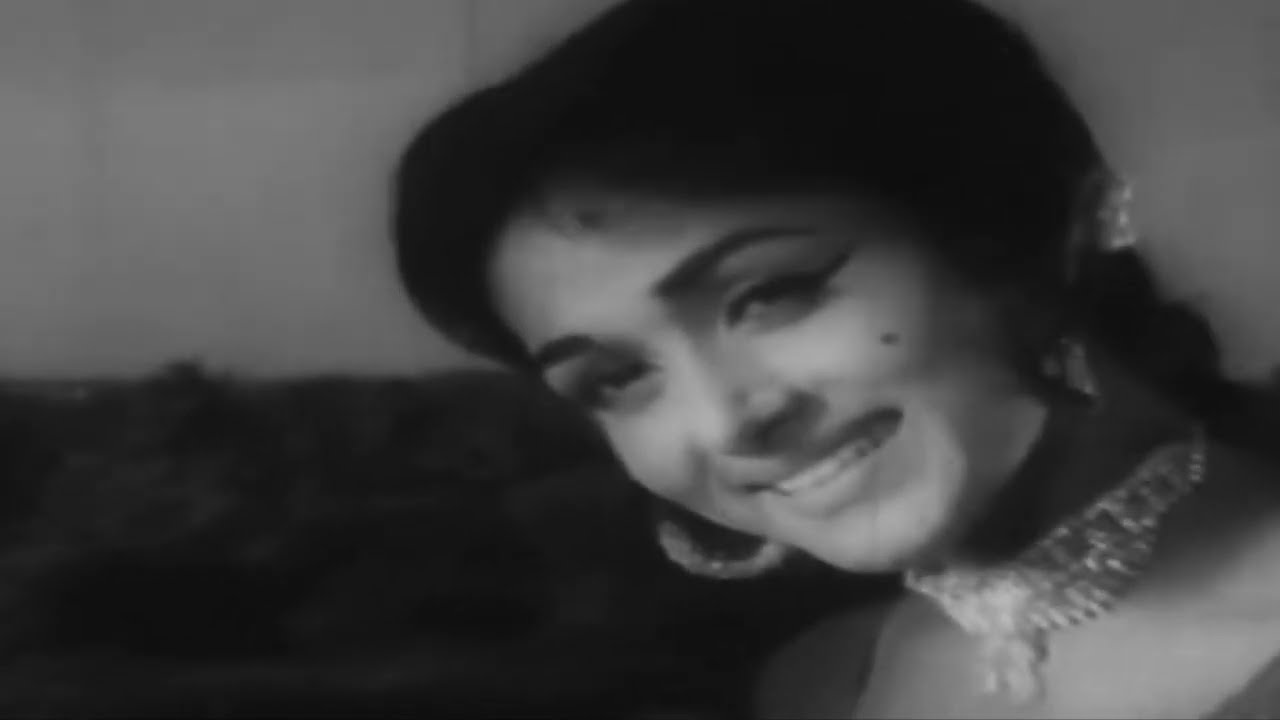 Engeyo Paartha Mugam Song Lyrics | Nil Kavani Kaathali Tamil 1969 | P. B. Sreenivas, L. R. Eswari