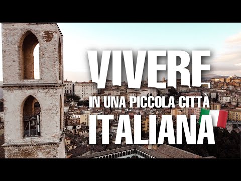 QUANTO COSTA VIVERE IN UNA CITTÀ UNIVERSITARIA IN ITALIA? 🇮🇹 || vivere a Perugia