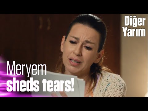 Meryem cries after seeing Zeynep and Esma's childhood photos! - Diğer Yarım
