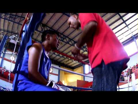Interfacultades de Boxeo UES 2016 Semifinal 69kg Humanidades vs Agronomia