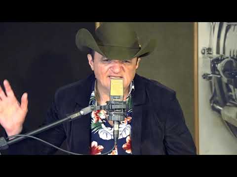 EVALDO  LUCENA Pare esse ônibus