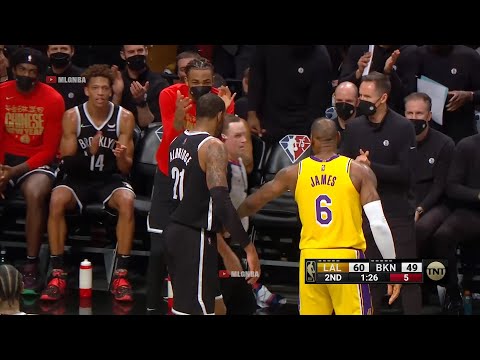 LeBron bodying that old man LaMarcus Aldridge with all due respect