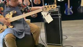 Video thumbnail for Ampeg Micro CL Set by Strings Shop