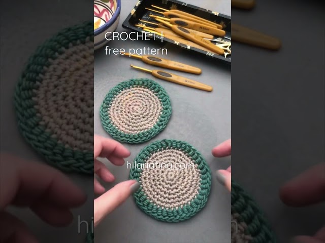Vídeo relacionado con 2pcs Traje de Posavasos portavasos de la Copa del Coche, Accesorios Interiores de Coche de 2,75 Pulgadas, Soporte de la Copa Hello Kitty Bling inserte una Estera de Silicona Antideslizante Duradera