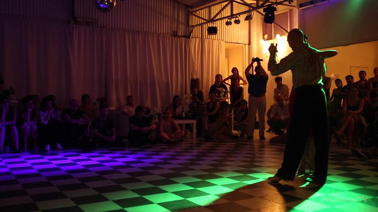 Javier Antar y Kara Wenham, 1-4, Buenos Aires, Milonga "La Bicicleta", 16.03.2015