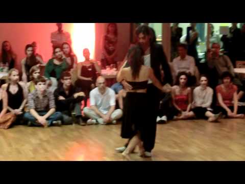 Gaia Pisauro y Leandro Furlan 1/4 (Tango Festival Berlin 2011)