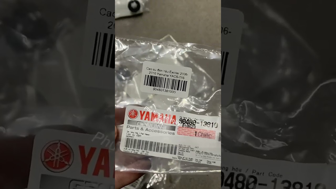 [Chính hãng Yamaha]YACS-016 Cao su đèn hậu Exciter135(06-10)
