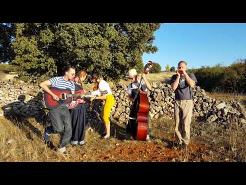 "Pistol Boogie" por Dr.  Bontempi´s Snake Oil Company