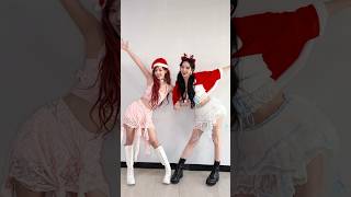 Dancin&#39; and prancin&#39; in Jingle Bell Square In the frosty air 🎄#Jinglebellrock_Challenge 🤟 #shorts