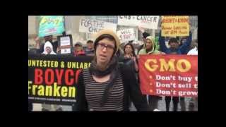 Protesters against the Arctic apple at a biotech industry event.