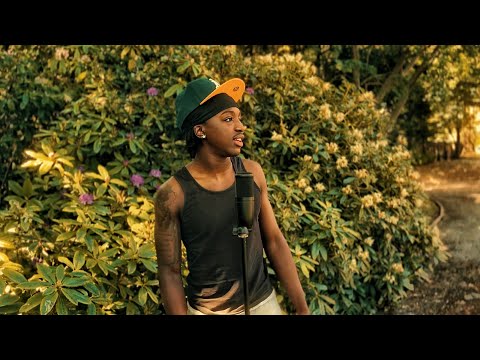 Jomo Kays - 9 Outta 10 (Live Performance)