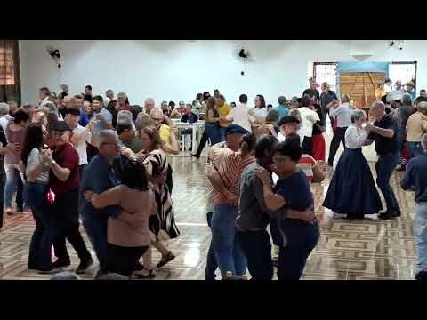 Super matine no clube Sempre Unidos de Quedas do Iguaçu Paraná(com marcos e margarida)
