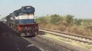 preview picture of video 'Udyan blasts past Chennai Mail!!'