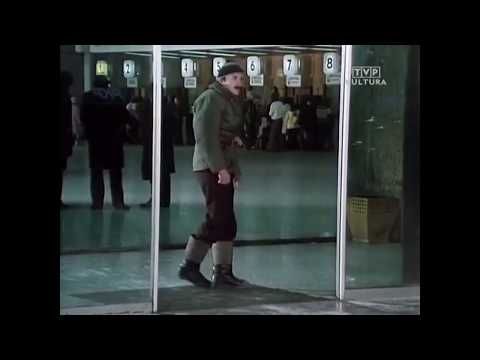 Słynna scena ze słynnymi automatycznymi drzwiami na Centralnym