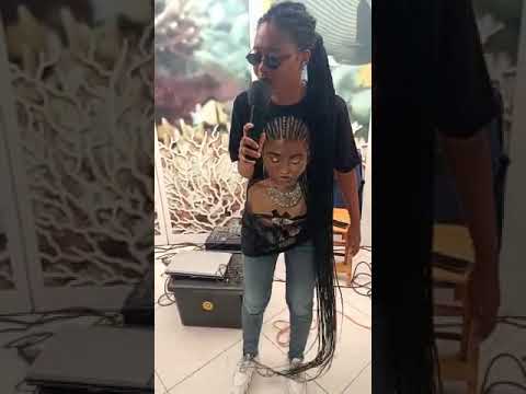 Yadah Angel Valé Valentão