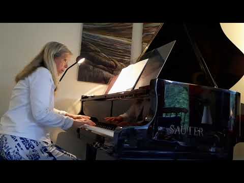 POSTLUDE for Trinity Sunday: Now Thank We All Our God