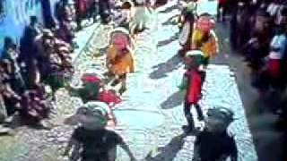 preview picture of video 'Baile de disfraces de San Andres Itzapa chimaltenango 06/01/11.MP4'