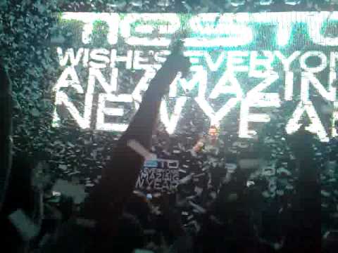 DJ Tiesto NYE 2009 Long Countdown Roseland Ballroom