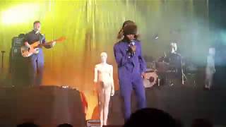 Funny. Benjamin Clementine Trolls public at a live concert in Moscow 13.11.2017 Izvestiya Hall
