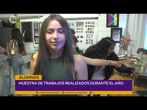 Alumnas de Cerro Pelado exponen sus trabajos