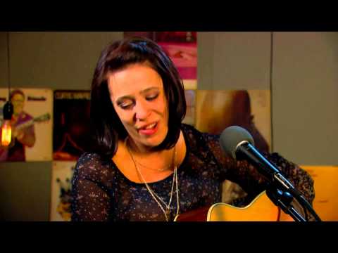 Danielle Nicole - 'Don't Think Twice, It's All Right'  | The Bridge 909 in Studio