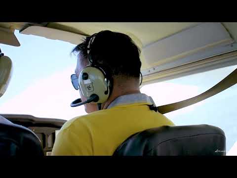 First Time Flying in a Light Aircraft (Proflight Pilot School Cessna 172)