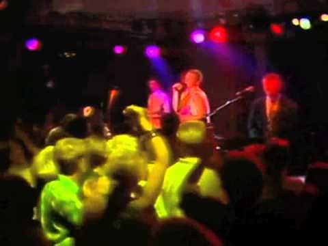 Video thumbnail for Oh L’Amour (Live) [Stockholm, The Karlsson, Sweden - 1986/06/08]