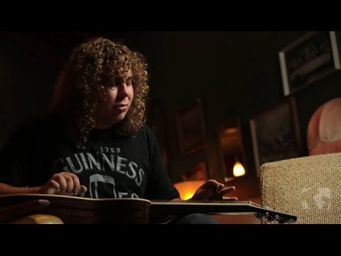 ALISTER TURRILL 'Knee Deep' LIVE - Beav's After Hours