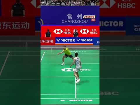 🥵 Toma Junior Popov a marqué le point du match face à Chou Tien Chen #shorts #badminton
