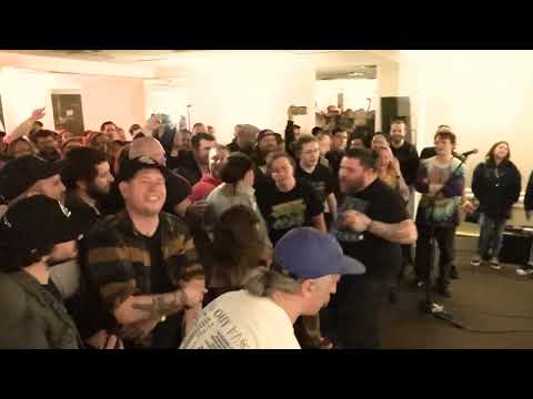 IRON CHIC - Live @ Massapequa VFW Hall - February 18th, 2023