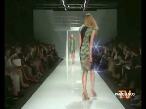 Mariella Burani Woman S/S 2010