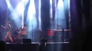 Phillip Phillips - &quot;Fly&quot; (Live at the PNE Summer Concert Vancouver BC August 2014)