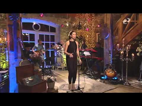 Maarja Liis Ilus  Lumevärv