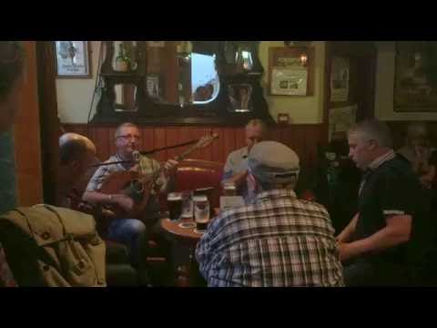 Trad Session Carrick on Shannon