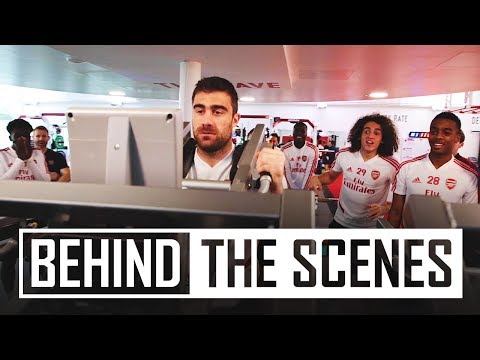 BEHIND THE SCENES | Arsenal squad in the gym | Papa shows his strength