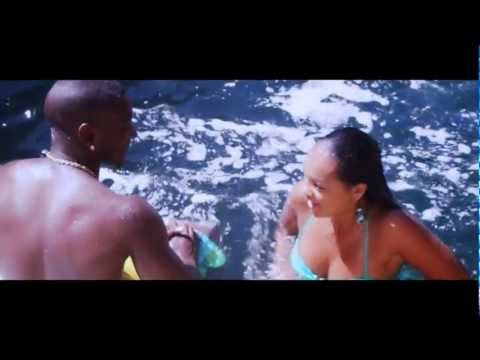 CLAVELY CASANOVA feat CINDY FAUSTIN (CLIP OFFICIEL)   LE VRAI RECORDS 2013   ( ZOUK )