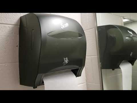 Scott automatic paper towel dispenser
