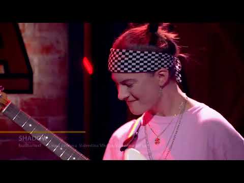 Laura Jašková & Valentína Vlková - Shadow  (naživo v relácii 3 PÓDIÁ)