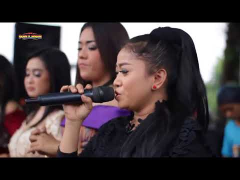 ALL ARTIS (OPENING) NEW PALLAPA LIVE MOJOKRAPAK TEMBELANG JOMBANG BALI TERSENYUM TERBARU 2 HD