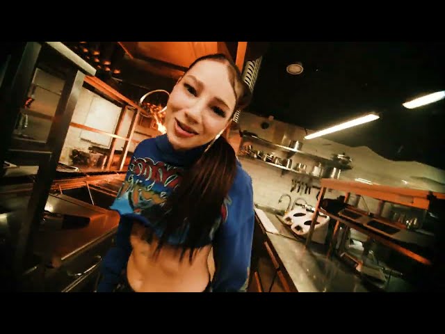 Freak  von Malik Montana & Young Leosia & Frnkie  ((jetzt ansehen))