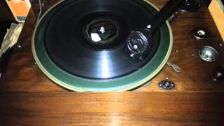 Bull Fiddle Blues-Johnny Dodds Washboard Band