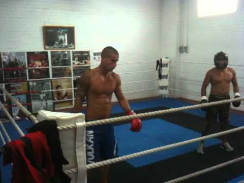 Marcio Lemos vs Karin Boxe Sparring