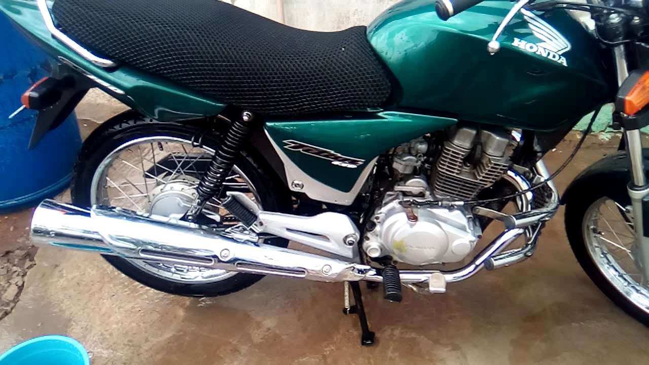 Vende - se está moto