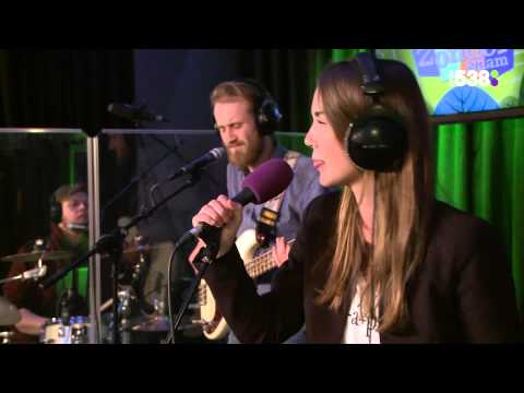 Mariska Brink - All I Want For Christmas live bij De Show Zonder Naam