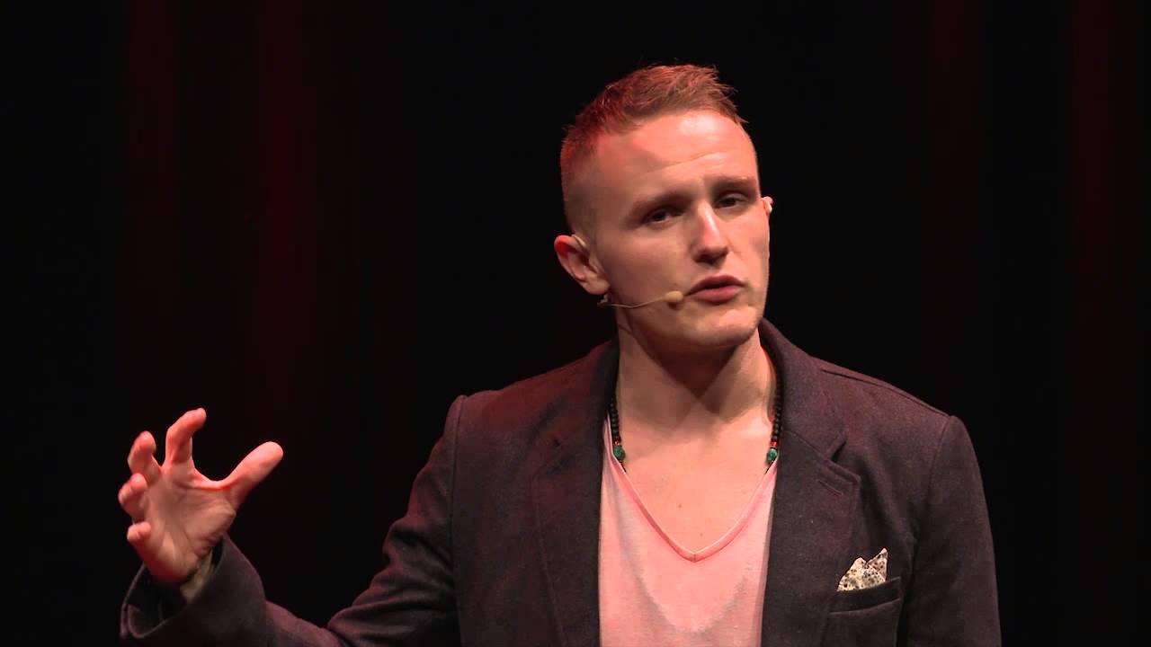 Cognitive overload -- rewire your brain in the digital age | Darren McNelis | TEDxTallaght