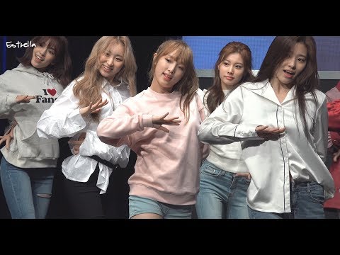 4k 181110 신촌 팬싸인회 아이즈원izone 최예나 라비앙로즈la Vie En Rose 직캠