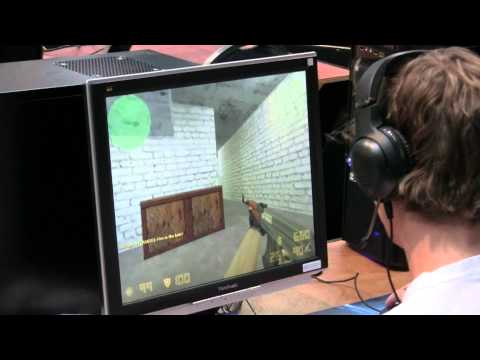 Dennis from SK-Gaming playing against Frag Executors at IEM5 World Championship