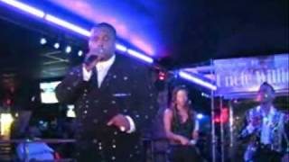 Superstar - Tribute To Luther Vandross
