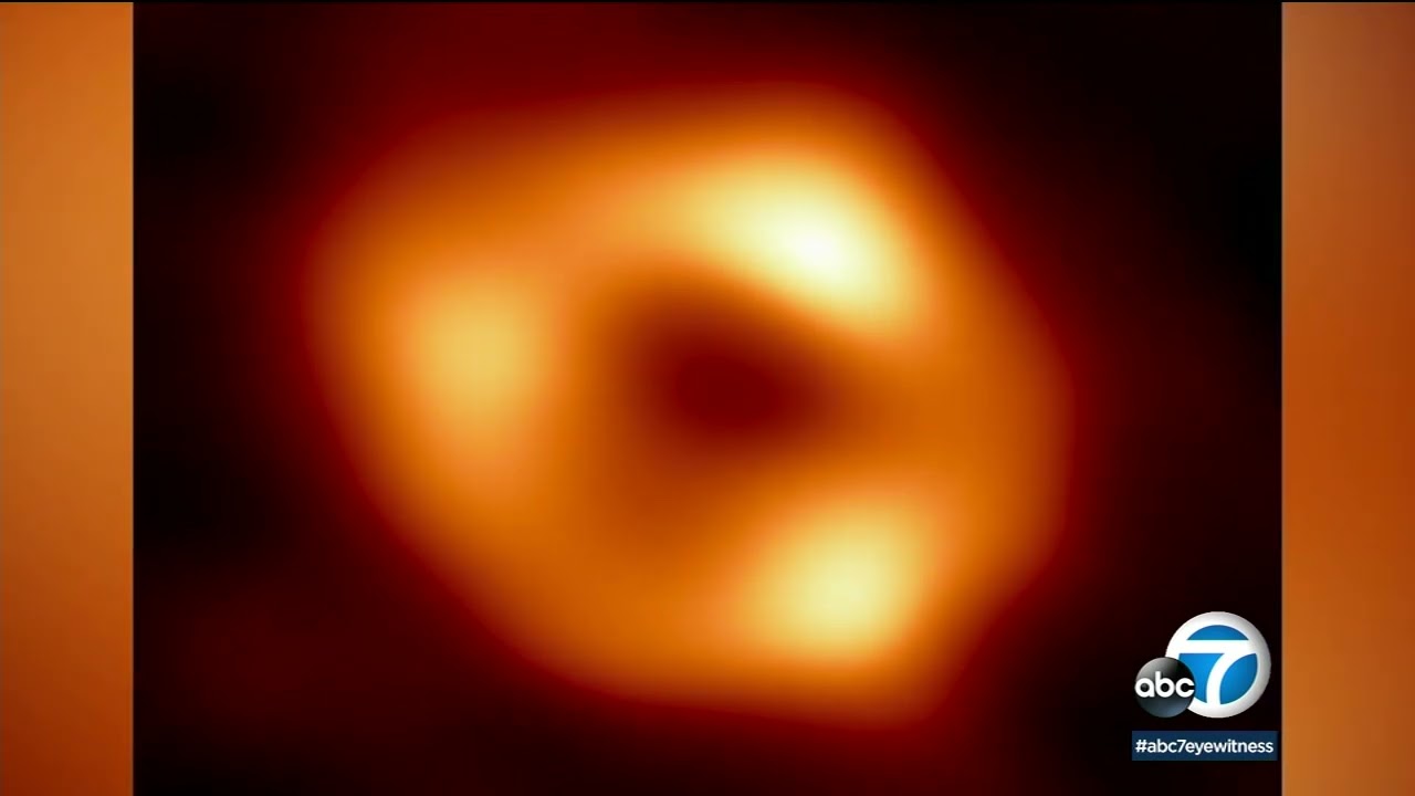 Astronomers reveal 1st image of supermassive black hole at center of Milky Way l ABC7